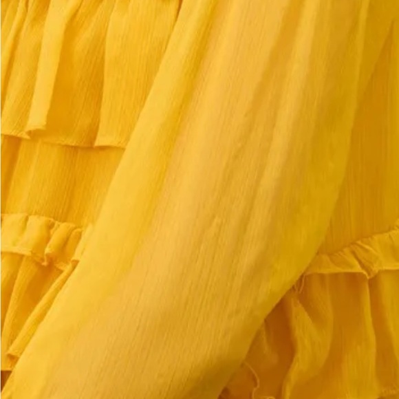 Chic Yellow Ruffled Dress - Picture 4 of 7